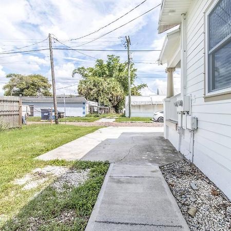 2Br Spacious House In Heart Of West Tampa Exterior photo